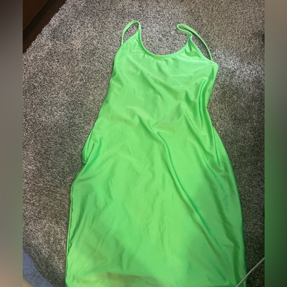 Dress - Picture 2 of 2